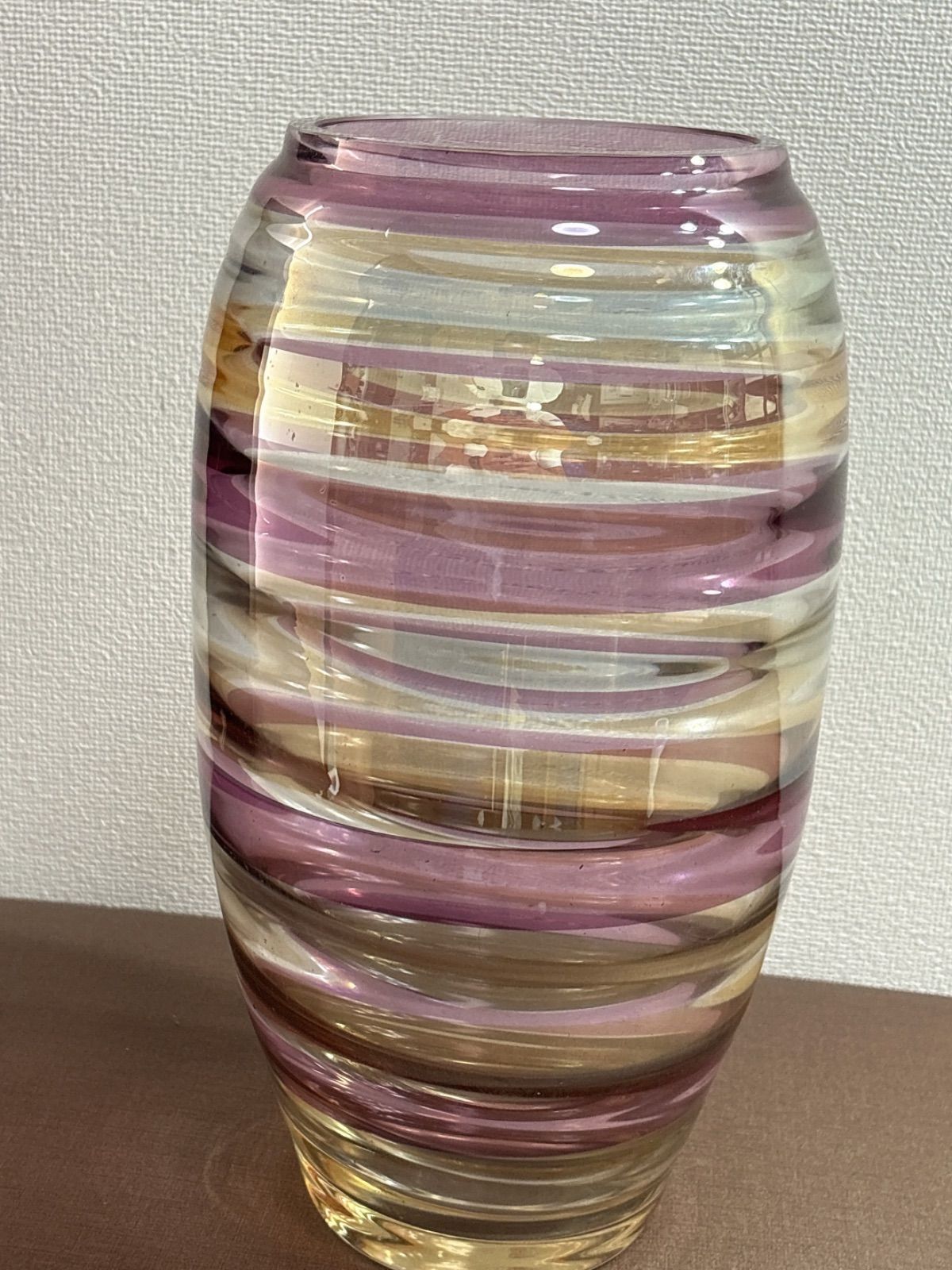 ボヘミア　グラス　レインボー　ボーダー柄　花瓶　チェコ製 希少品】ボヘミアグラス レインボー ボーダー柄 花瓶 チェコ製 - メルカリ