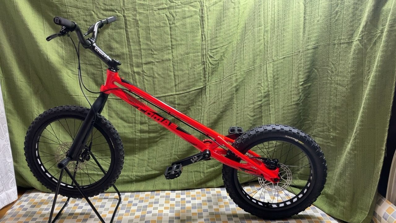 バイクトライアル完成車 Comas Entry PRO ,20ｲﾝﾁ オレンジ（新品）【1