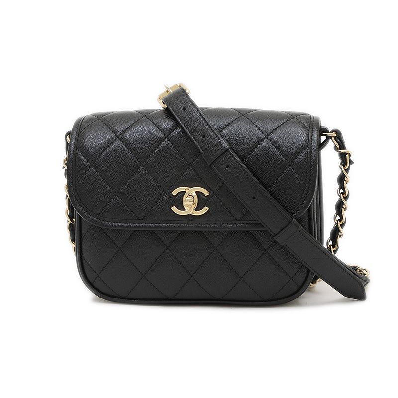 【デートにぴったり♪】CHANEL スモール メッセンジャー バッグ デートにぴったり♪】CHANEL スモール メッセンジャー バッグ