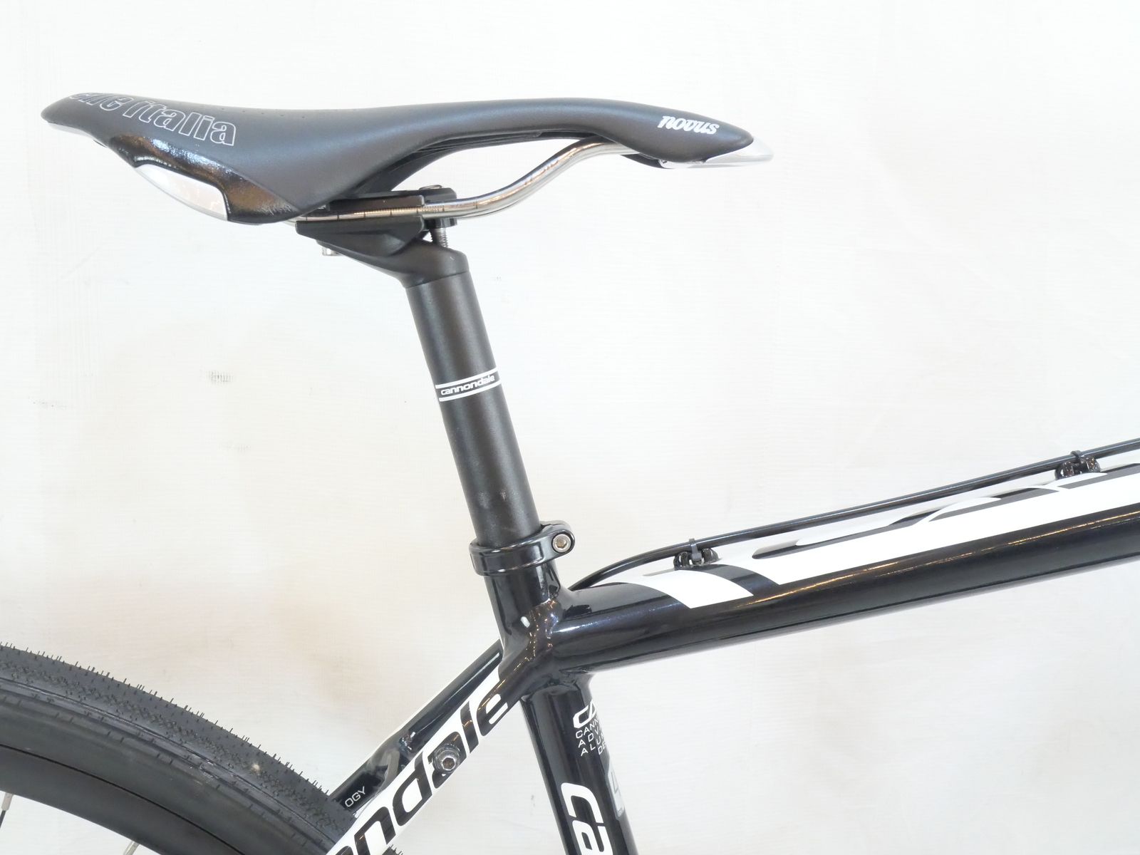 2014年モデル グラベルロードバイク