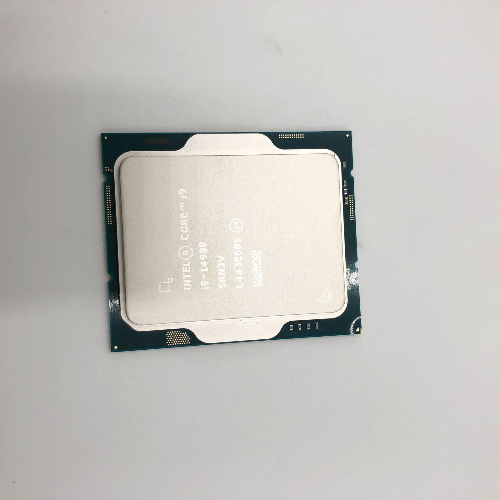 種類・カラー豊富！ Intel Core i9-14900 デスクトッププロセッサー 24コア 8 Pコア 16 Eコア 最大5.8 GHz 送料無料の商品多数！