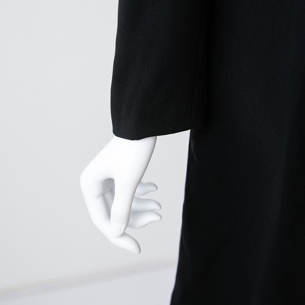 クミキョクノアール 礼服