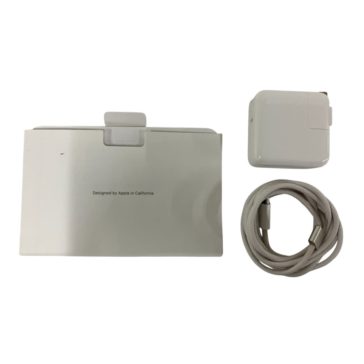 MacBook Air (M1,2020) 13inch 充放電回数178回