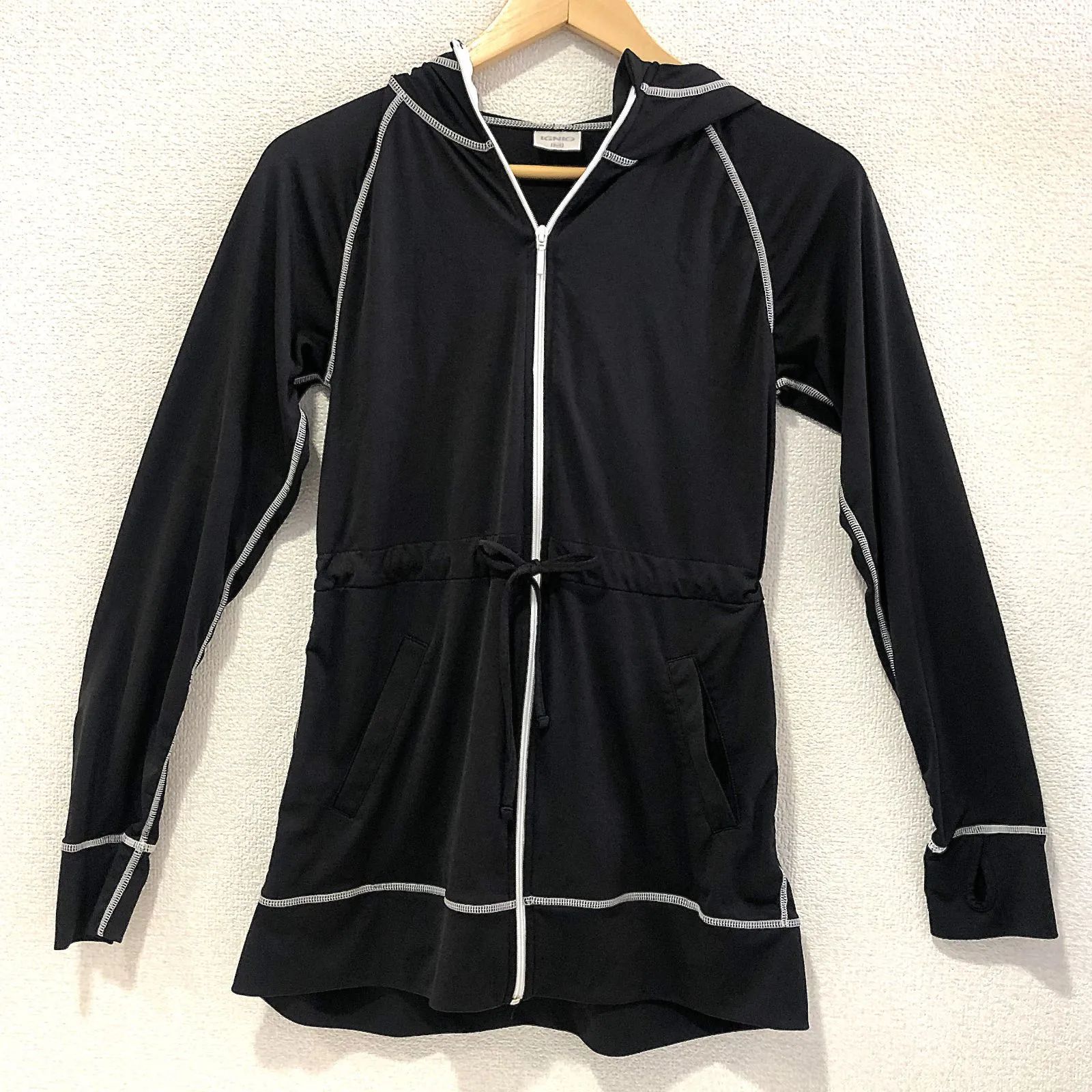 ☆ レディースパーカー ラッシュガード 黒 中古品 春 夏 IGNIO - メルカリ