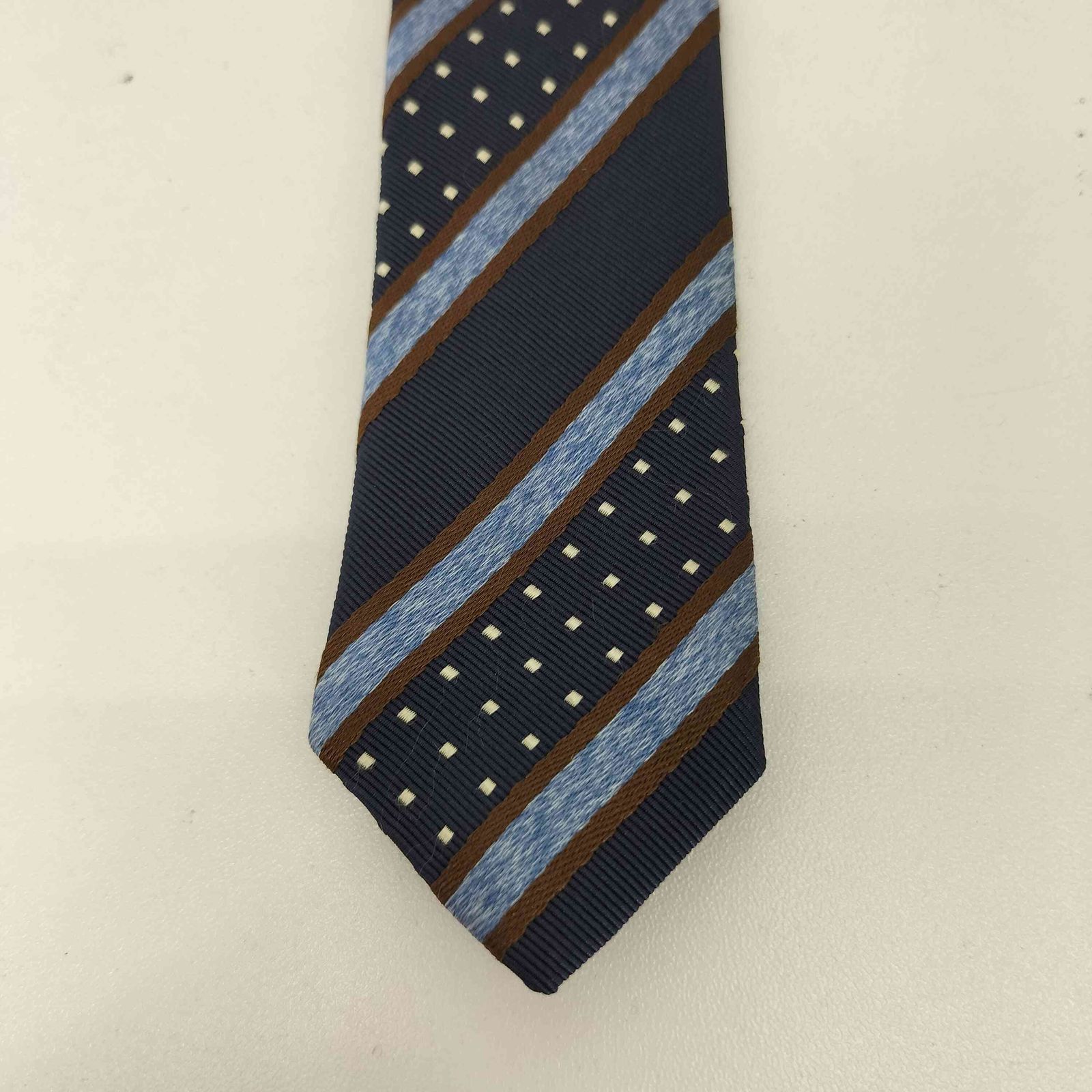 コルネリアーニ　ストライプネクタイ　未使用 CORNELIANI Corneliani(コルネリアーニ) ストライプ柄 シルク