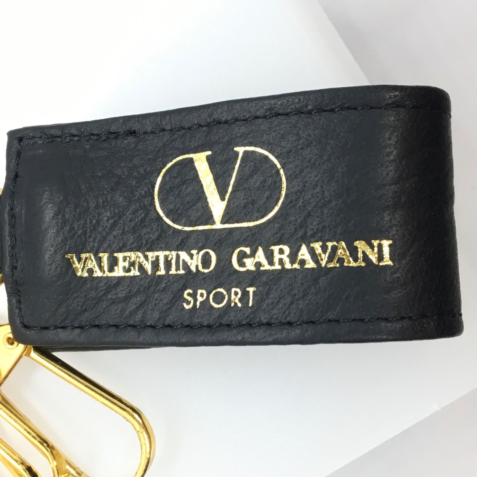 VALENTINO GARAVANI ブラックレザーキーホルダー VALENTINO GARAVANI ブラックレザーキーホルダー