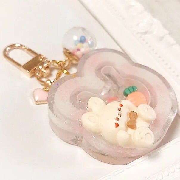 もふもふうさちゃんシェイカー◇シャカシャカキーホルダー