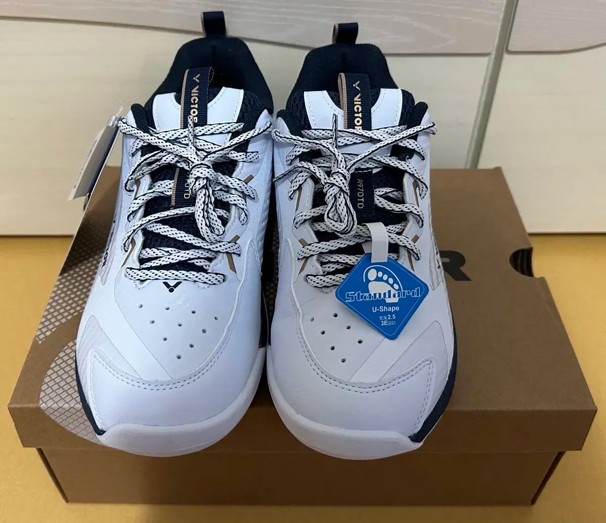 VICTOR ビクター バドミントンシューズ オールラウンド A970TD AX ホワイト 255