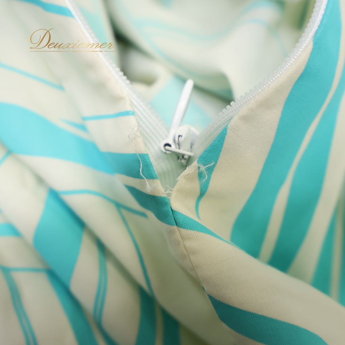 【フラダンス衣装】グリーン ALOHA STANDARDS アロハスタンダード ワンピース ドレス 緑 白 黄 ノースリーブ 葉っぱ柄 爽やか 𓇬𓂂𓈒﻿ エレガントドレスキャンペーン﻿ ルミエールジャガード