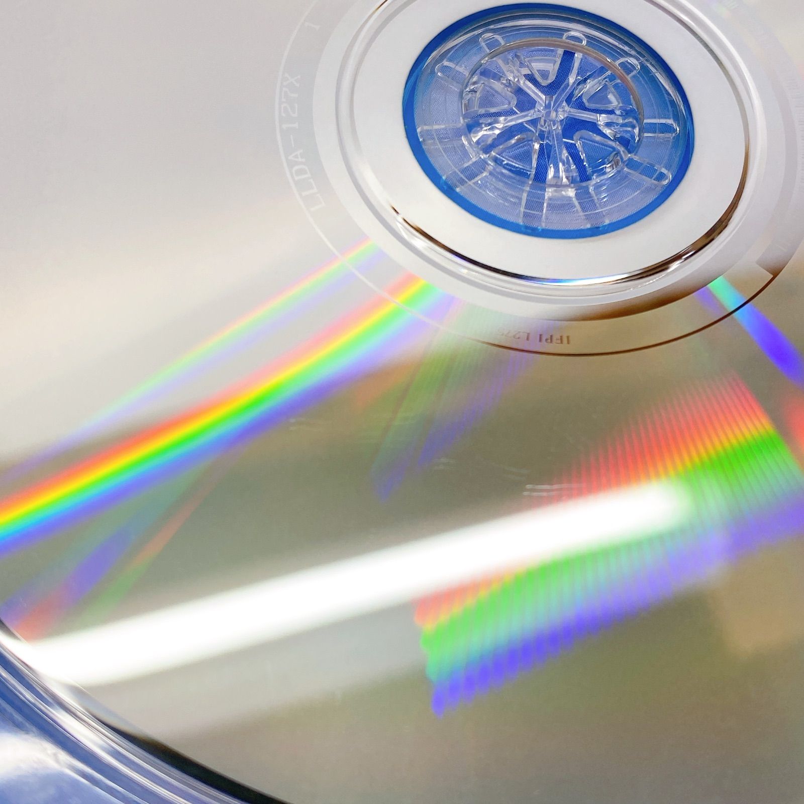 □J-LOVE 80年代・90年代 オムニバスCD 4枚組 ヒット曲 64曲収録 DQCL