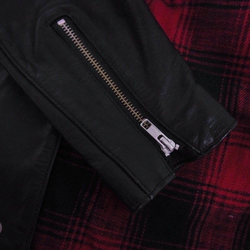 ダブル ライダース