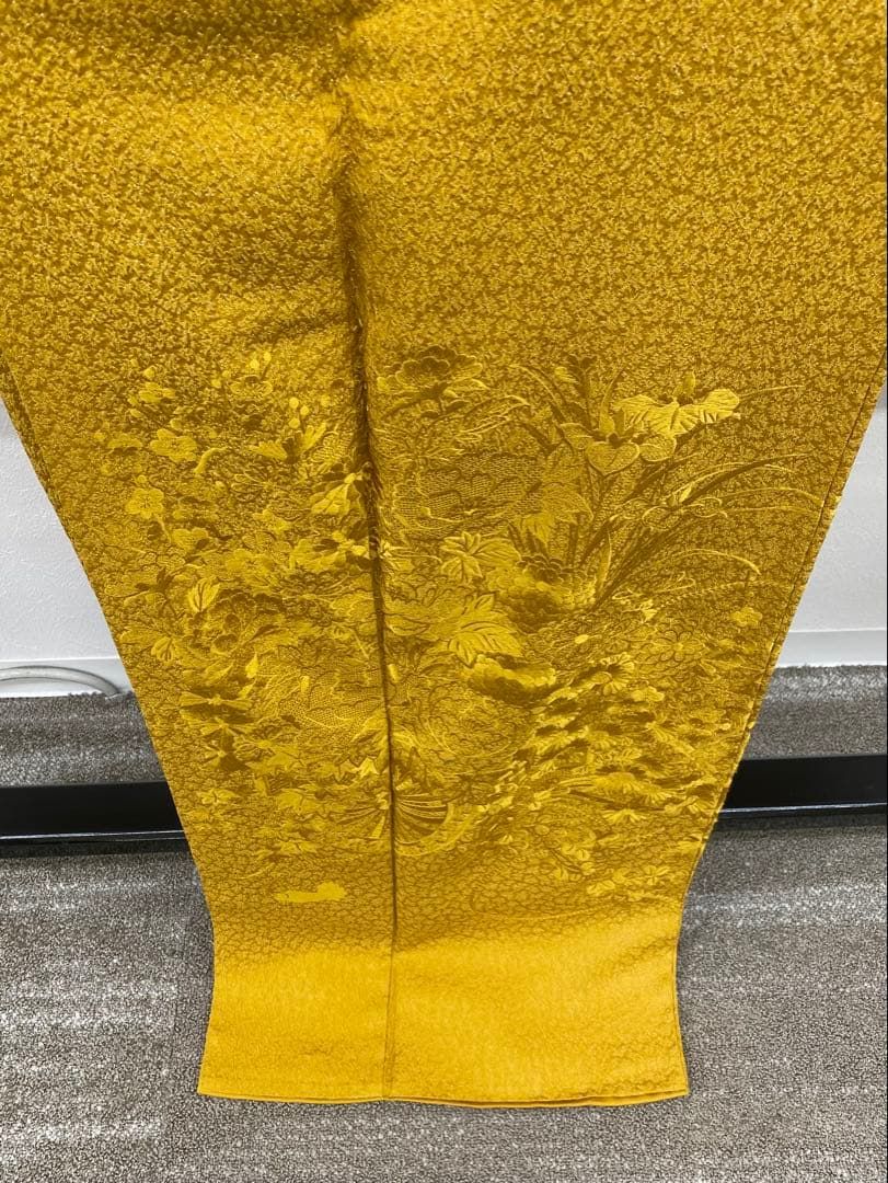 振袖 豪華 銀通し 刺繍 紋意匠 重ね衿 ふり布 褄下簡易比翼 身丈167cm 