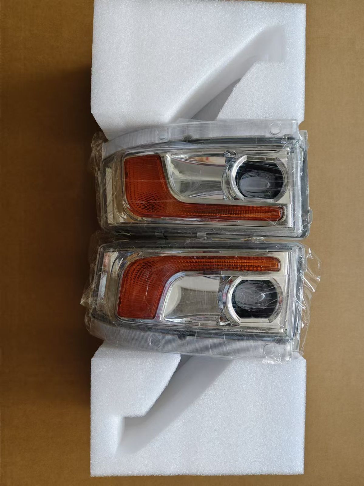 いすゞ ファイブスター ギガ 純正タイプ LED プロジェクター フォグランプ 左右セット 社外品 ハロゲン ウィンカー 大型 トラック sto181
