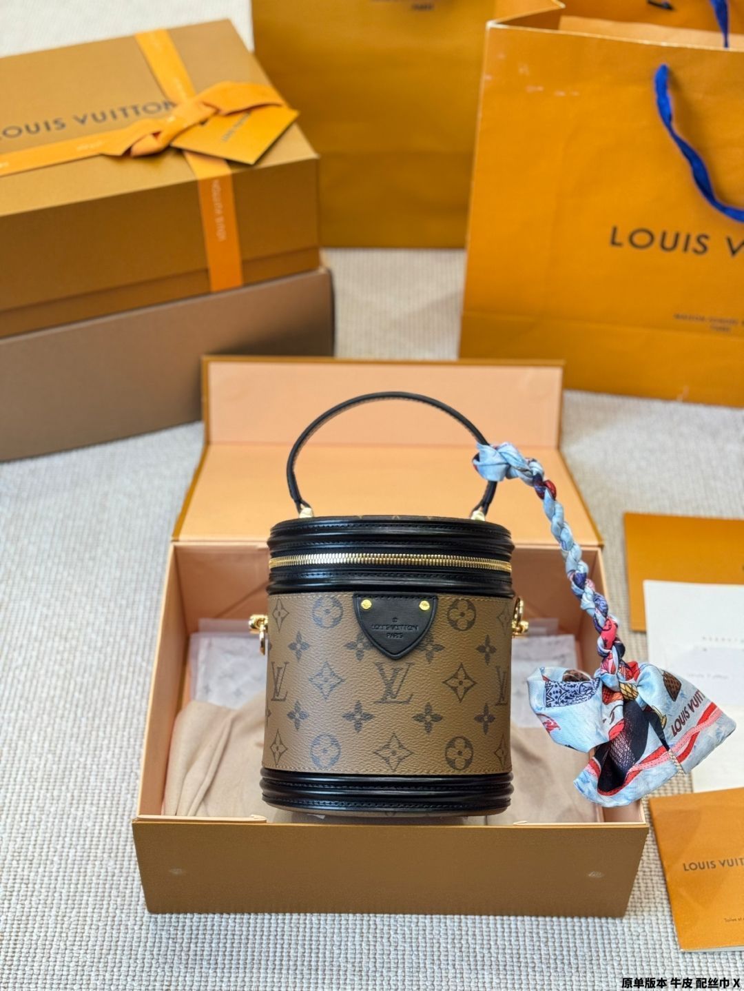 14500円→10500円へ値下げ済み！VUITTON 箱＆保存袋つき 今日特価】LV Bucket Bag / ルイ・ヴィトン バケットバッグ（発