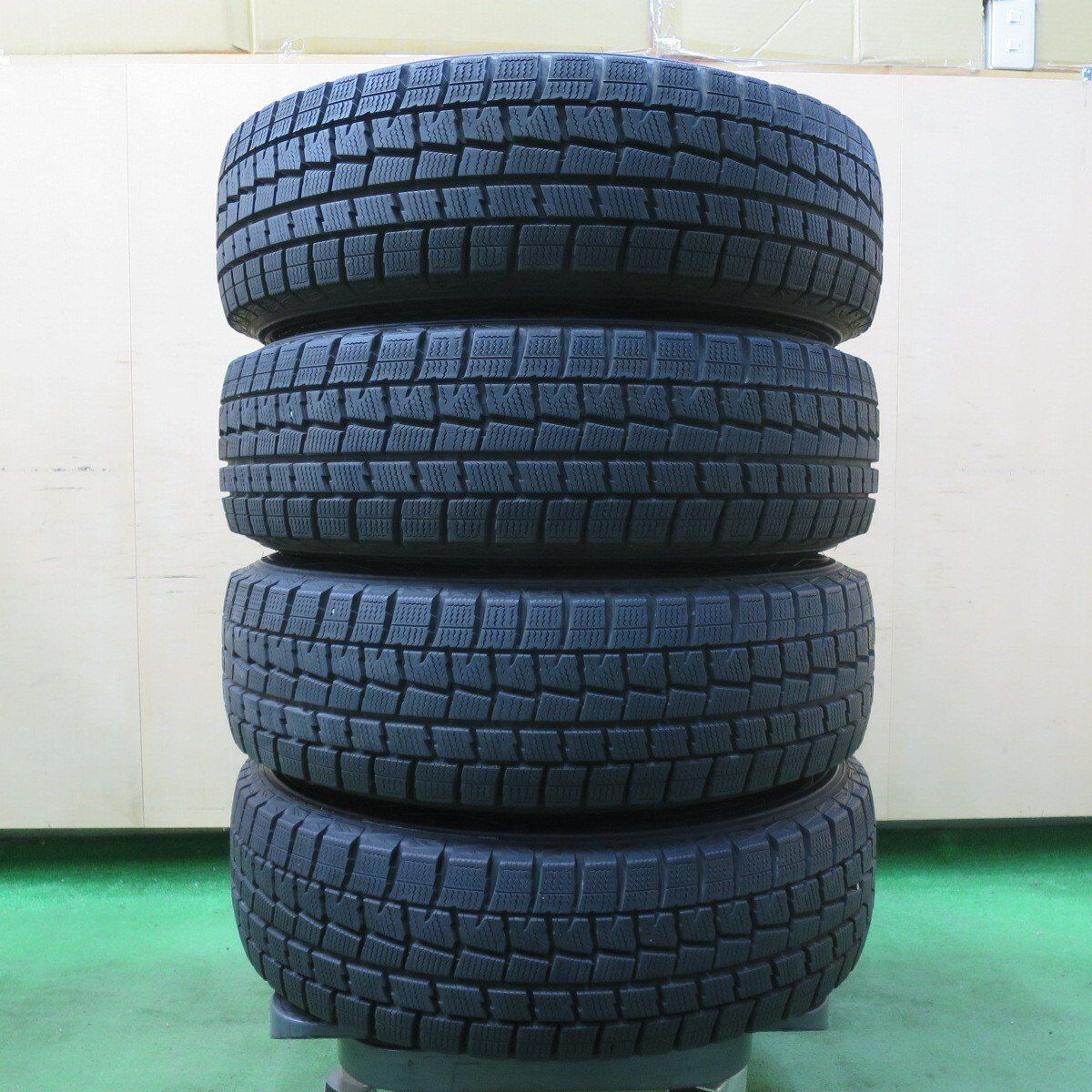 送料無料　175/70R14 スタッドレスアルミホイールセット　バリ溝 バリ溝 2017年製 スタッドレス 175/70R14 アルミホイルセット4本