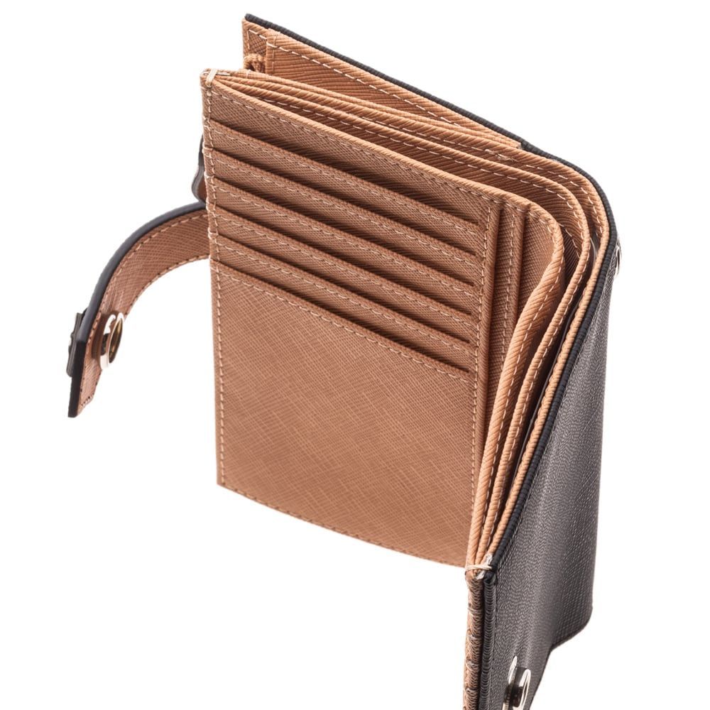 アルテミスクラシック レザーブランド