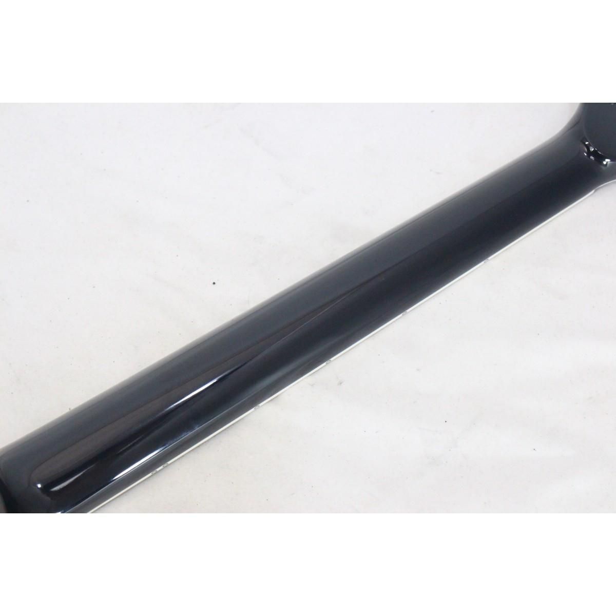 ＫＺ ＧＵＩＴＡＲ