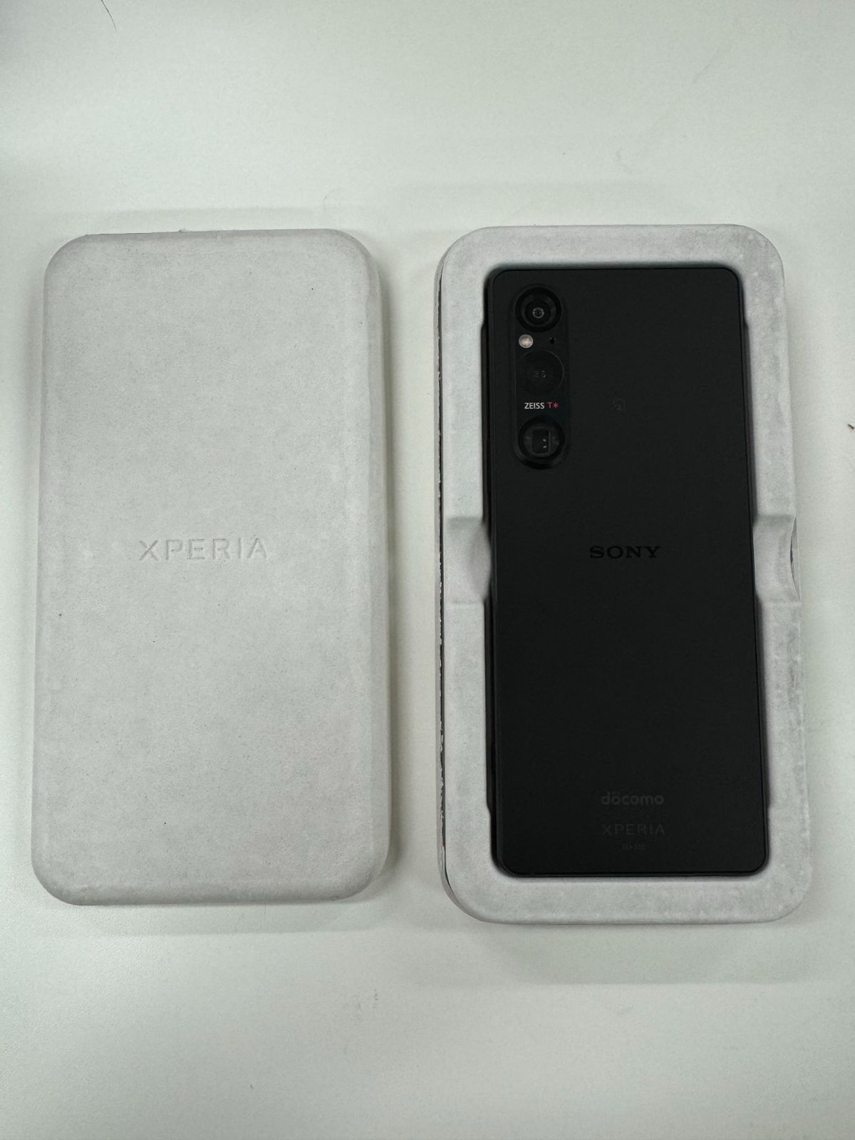 Sony Xperia 1V 256GB - 黒 - Docomo回線使用不可 - メルカリ