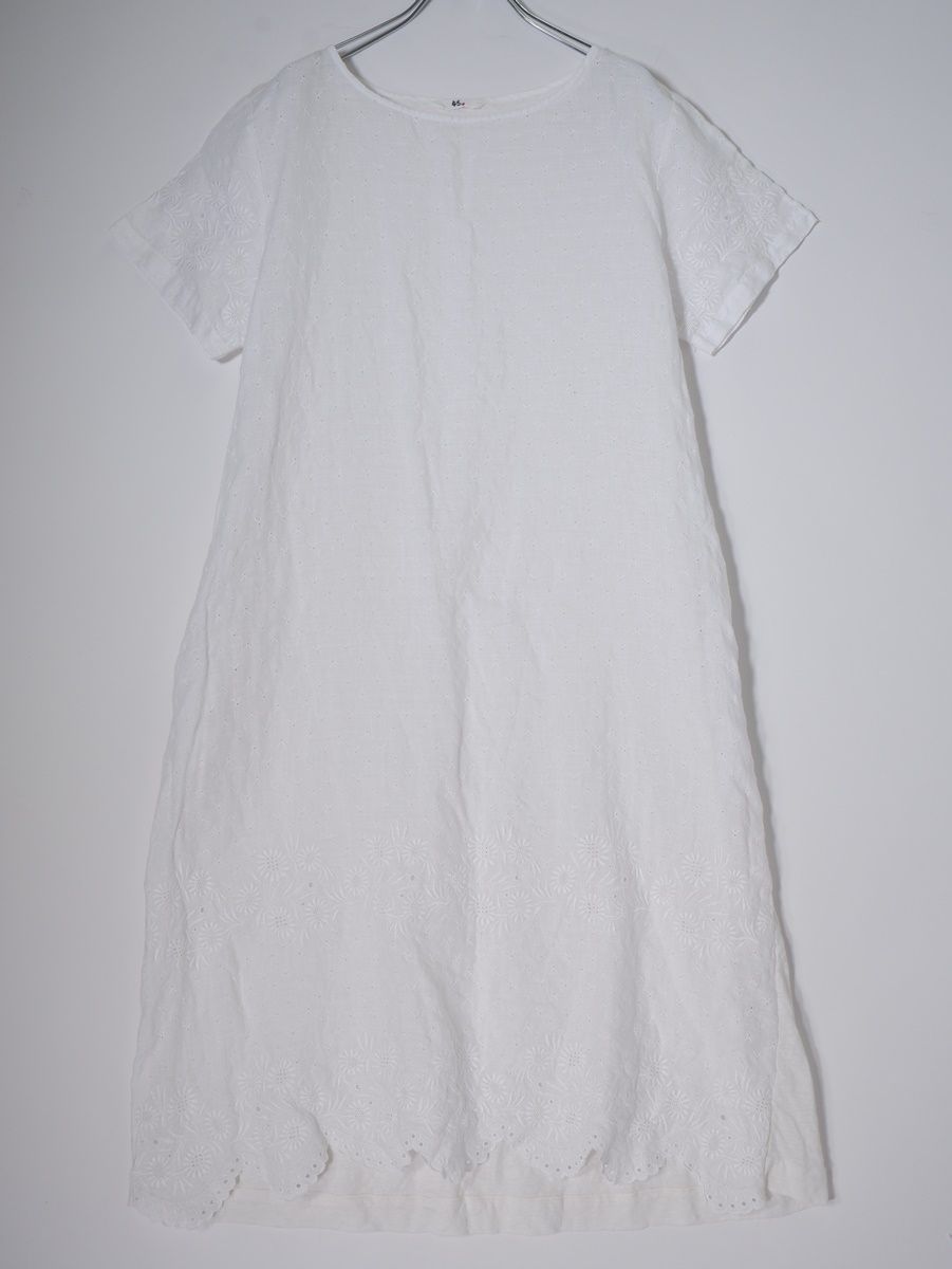 45R リネンコットンの刺繍ワンピース 45R リネンコットンの刺繍ワンピース