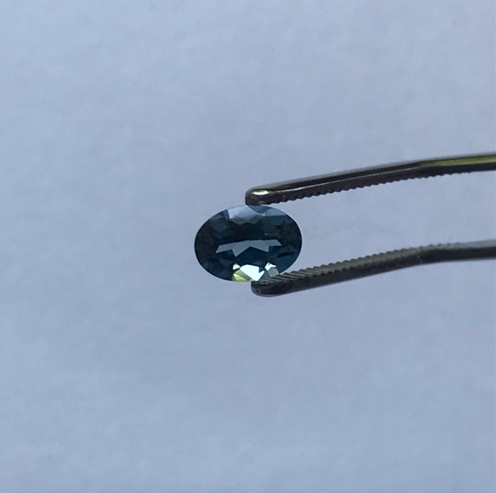 スリランカ産 スピネル 0.85ct - メルカリ