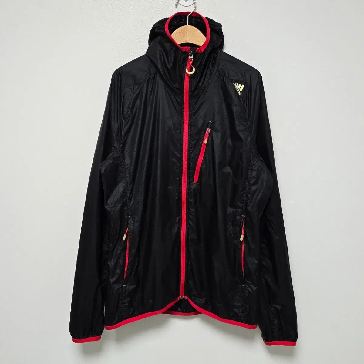 メンズ 100 adidas(アディダス) ウインドブレーカー ジャケット 黒