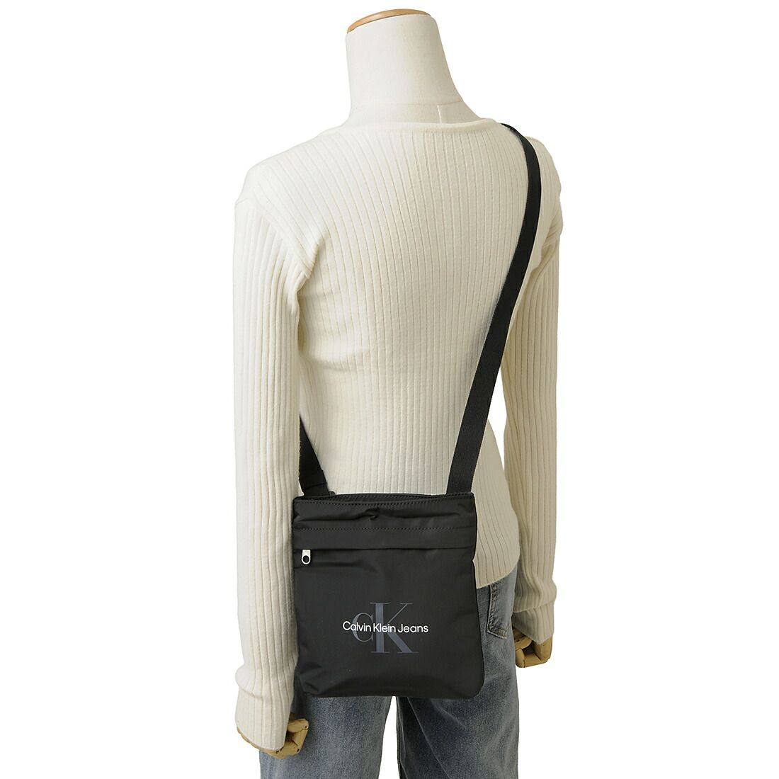 カルバンクラインジーンズ ショルダーバッグ LV04G3000G UB1 Calvin Klein Jeans カルバンクライン ジーンズ ミニ ショルダー