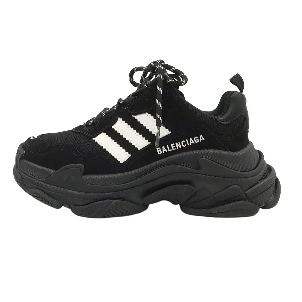 【BALENCIAGA】Triple S スニーカー ダブルフォーム＆メッシュ バレンシアガ Triple S フェードスニーカー ダブルフォーム