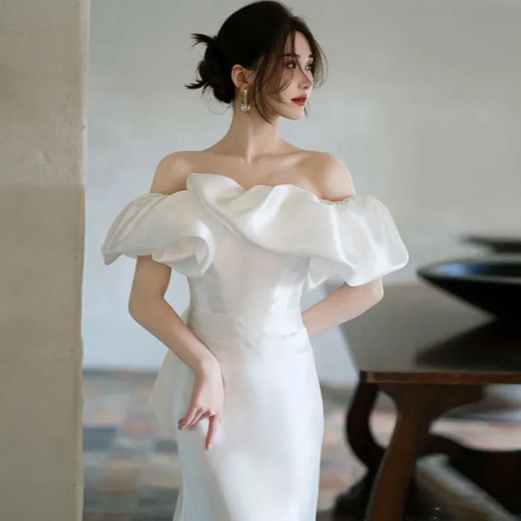 花嫁 フリルスリーブ