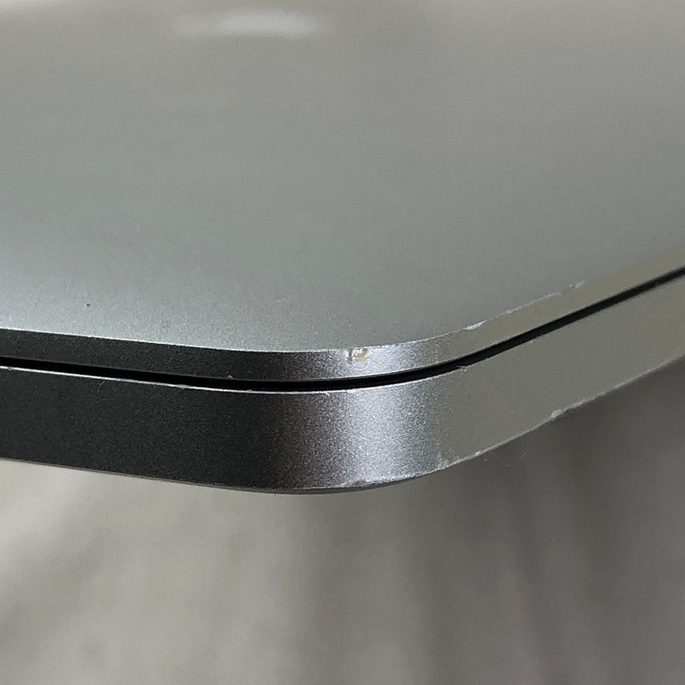 Apple - ◆ジャンク品・本体のみ◆Apple MacBook Pro (15インチ 2019)【i7・32GB・256GB・Radeon Pro 555X】★バッテリー異常 他 A1990 EMC3359/LT-JUNK-250835（329565） ジャンク品・本体のみApple MacBook Pro (15インチ 2019)【i7