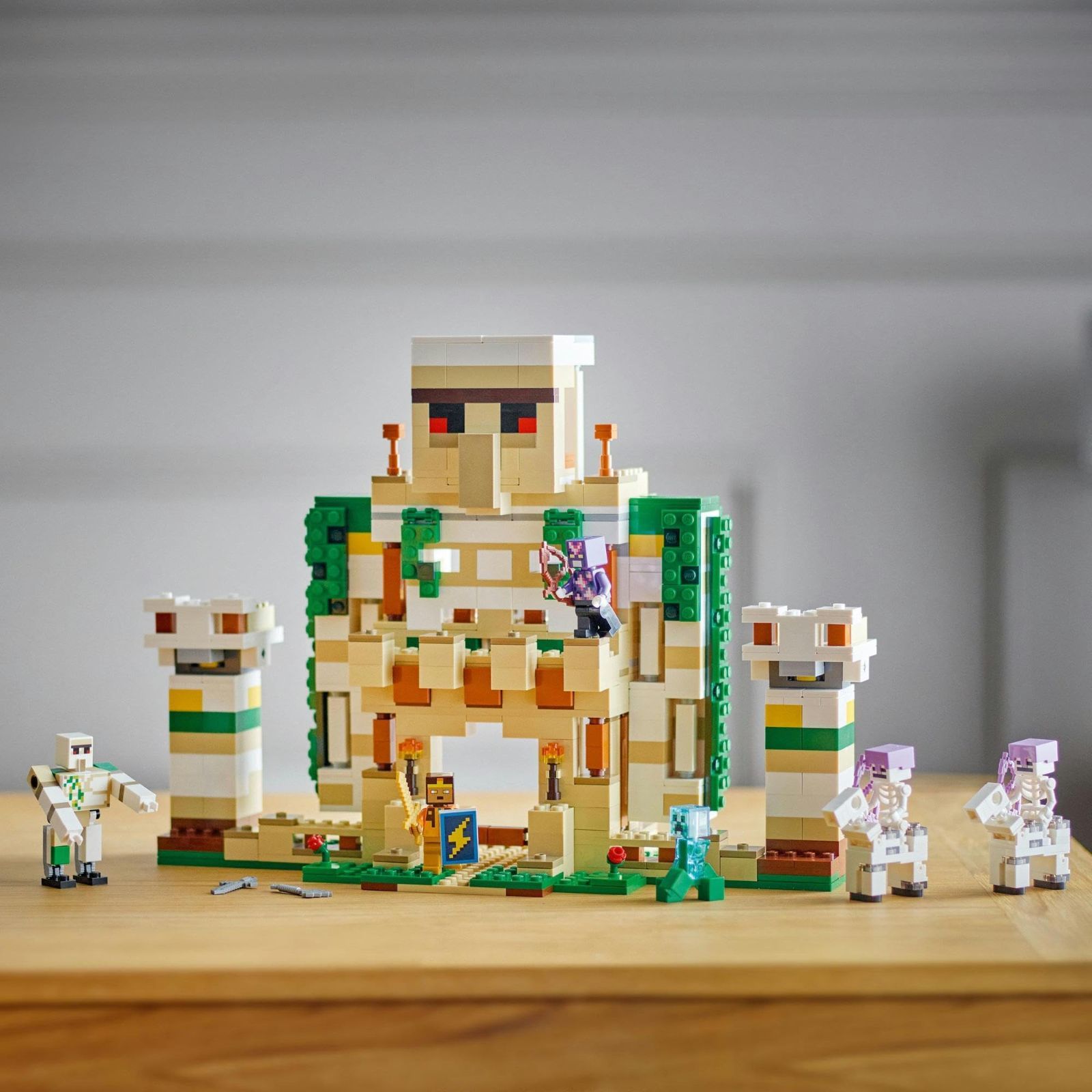 在庫セール】レゴLEGO マインクラフト アイアンゴーレムの要塞