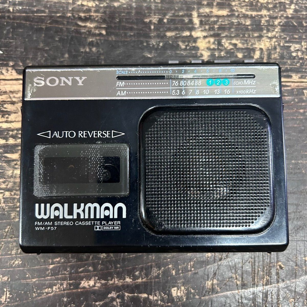 オーディオ機器 F2873 SONY FM AM ステレオカセットプレーヤー WM-F57