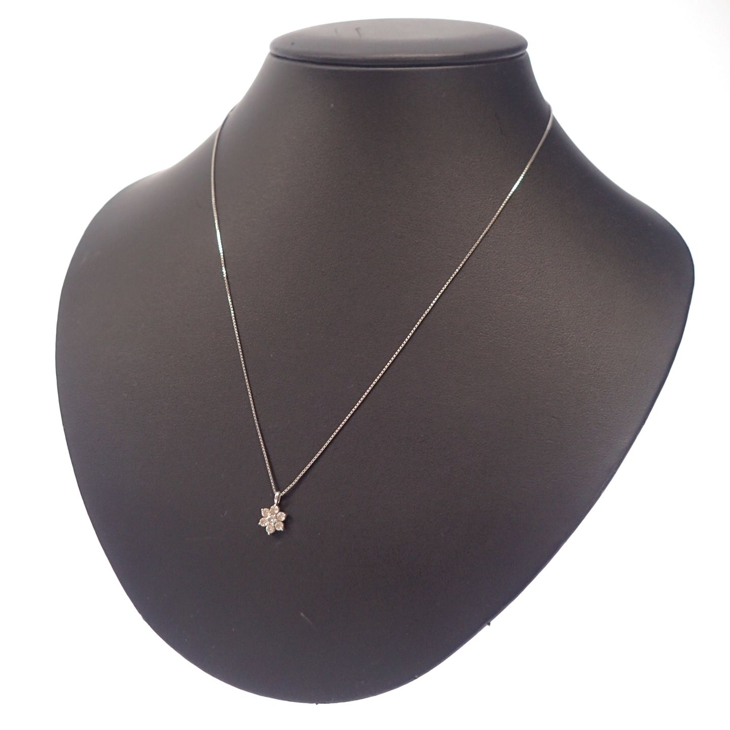 ミルフローラ プラチナ コンビ ダイヤ0.36ct ネックレス【AFI18 