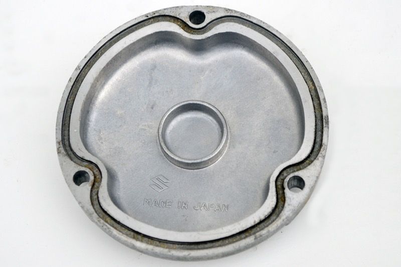 ようページ スズキ GS425 オイルフィルターカバー 中古品 当時物(SUZUKI・GS400)