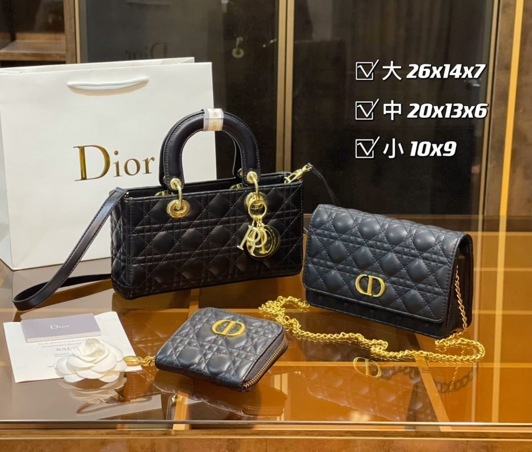 人気沸騰 Christian Dior クリスチャンディオール ショルダー