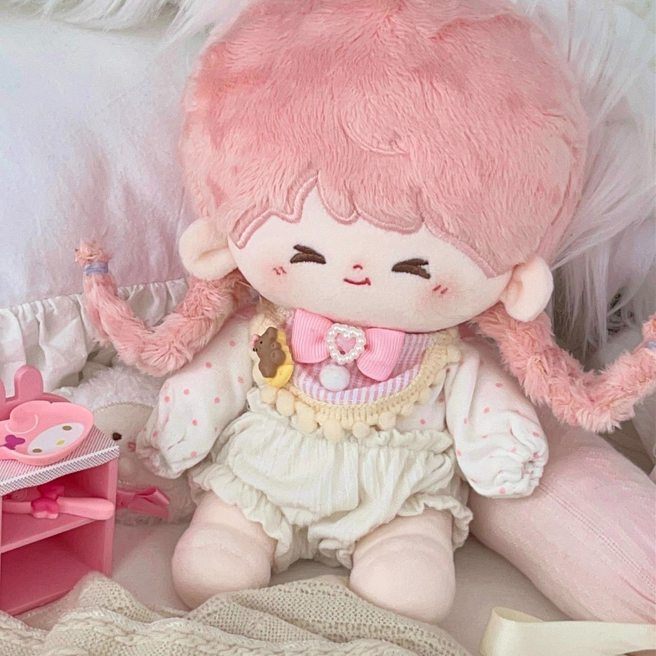 おすわり ぬい服 ショルダー チェック 13cm ②白 ピンク 肩掛け 884f34b1b59badb8e7aca6c0e84fe8