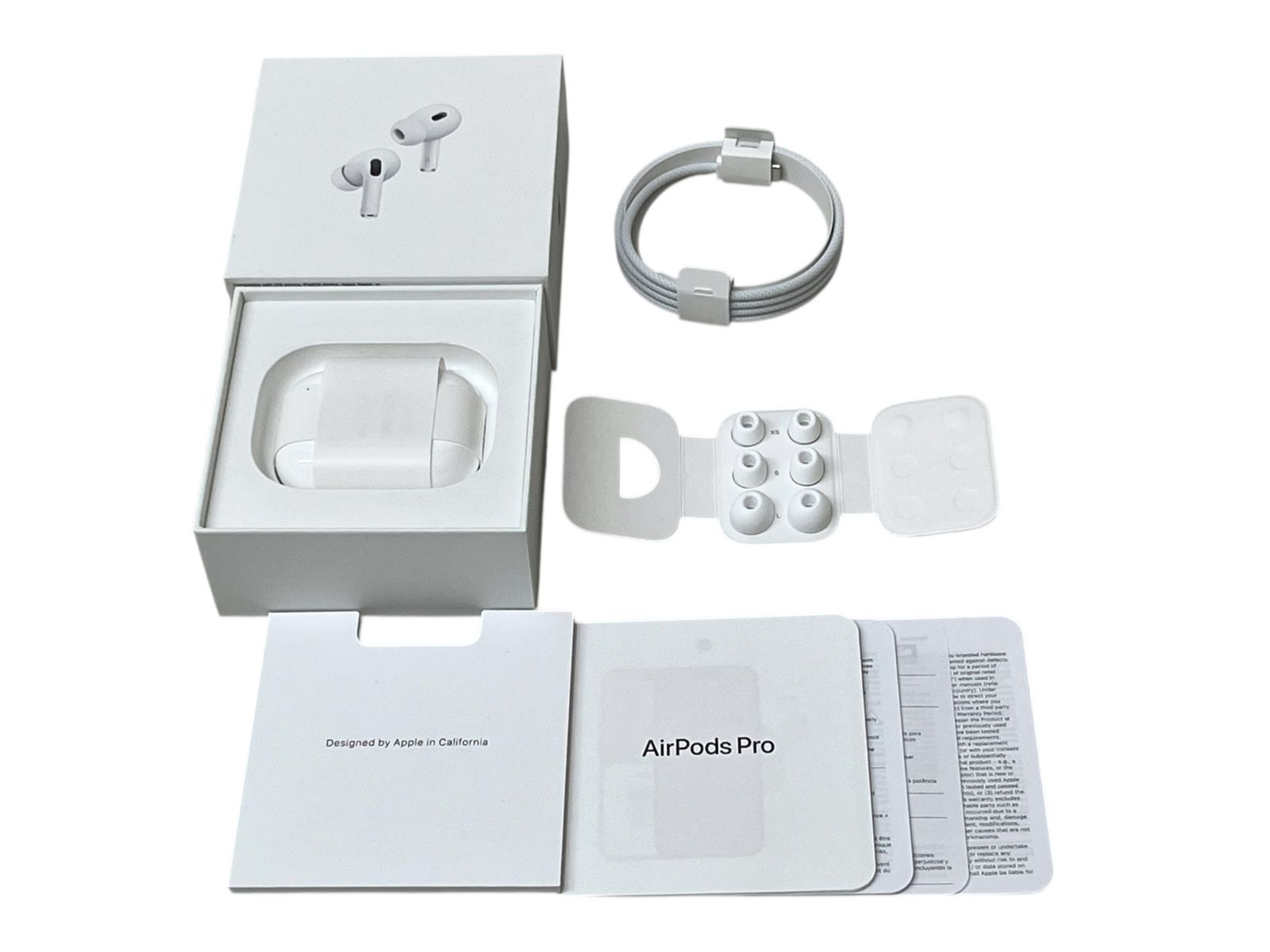 Apple (アップル) AirPods Pro 第2世代 MagSafe充電ケース USB-C付き