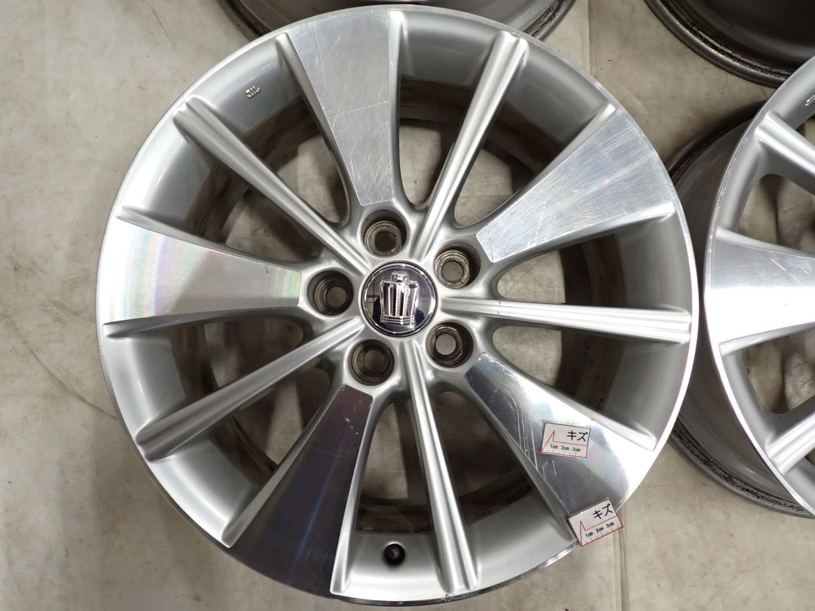 トヨタ純正 クラウン ホイール ４本　18×8J 5穴 4本 会社宛 送料無料 18×8J トヨタ 純正 クラウン 210系