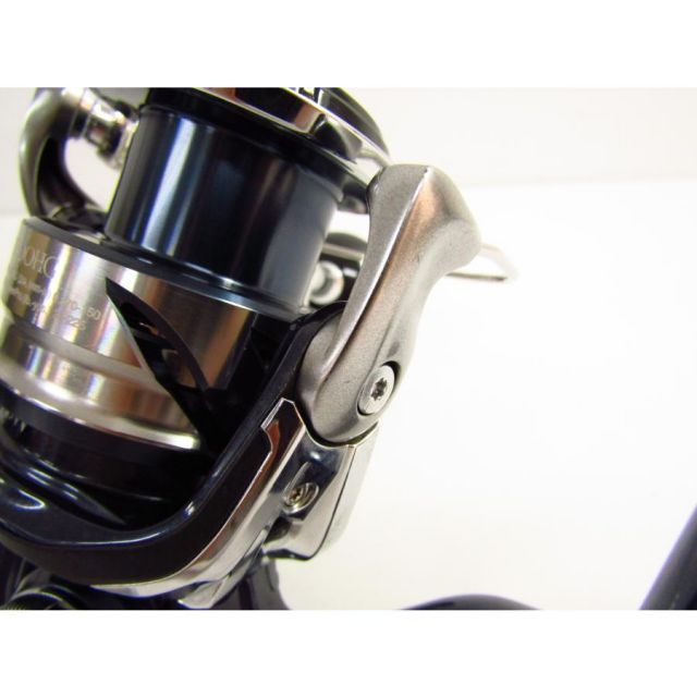 SW5000HG スピニングリール