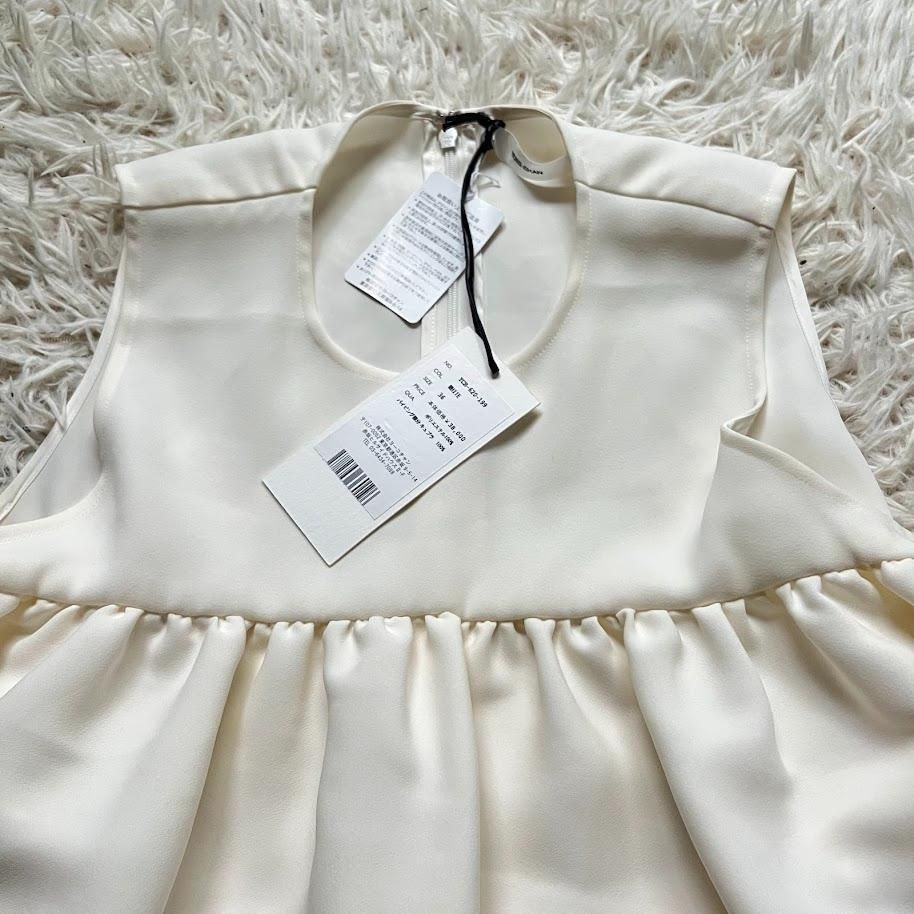 注目の福袋！ CHAN 新品タグ付き】YOKO no-sleeve ヨーコ Blouse Flared Hem トップス