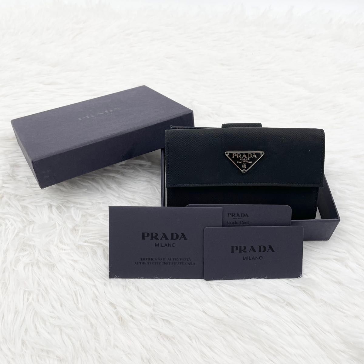 美品】PRADA プラダ 三つ折り財布 コンパクトウォレット ナイロン 三角 