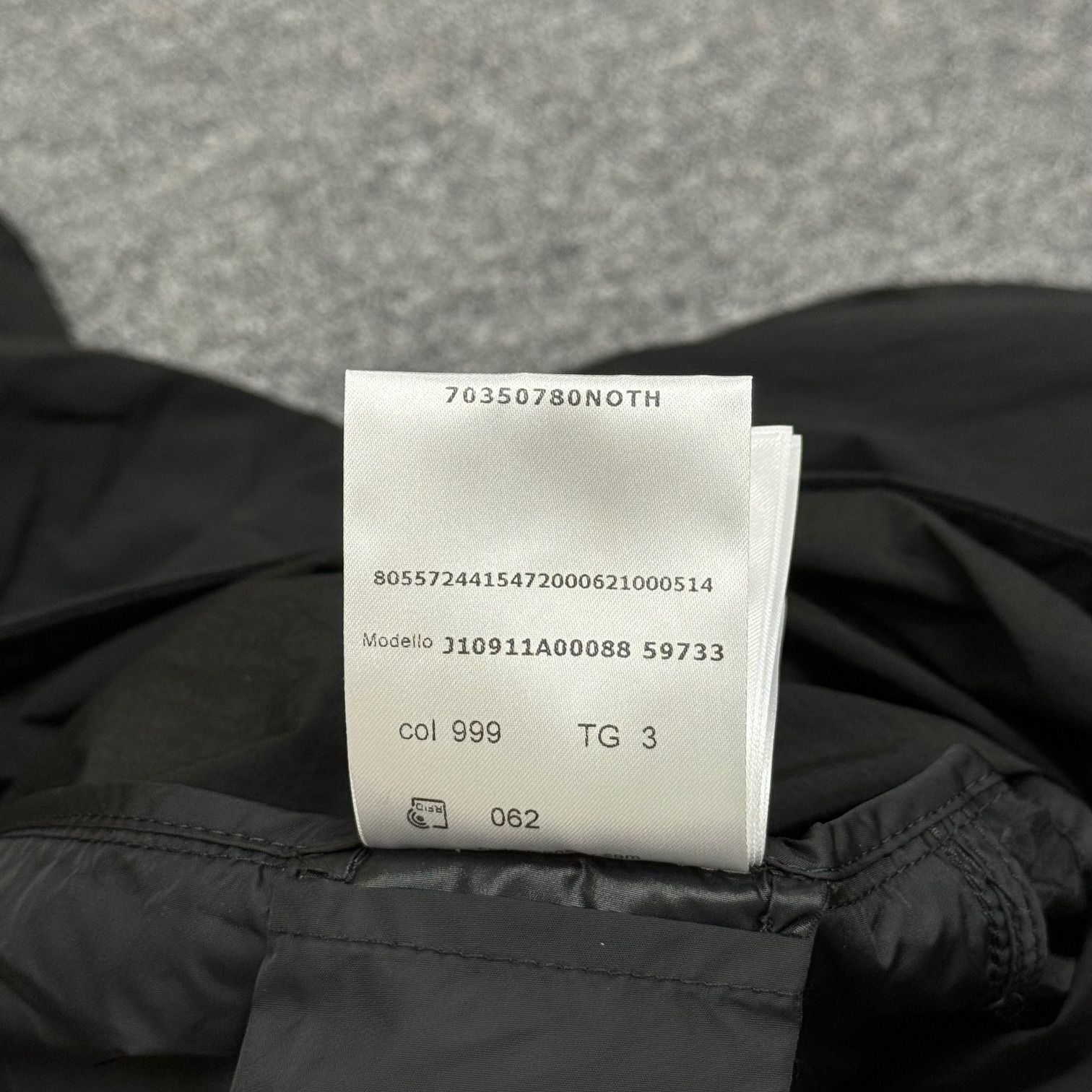 定価212300円 新品 MONCLER 23SS JOLY GIUBBOTTO ナイロンジャケット 