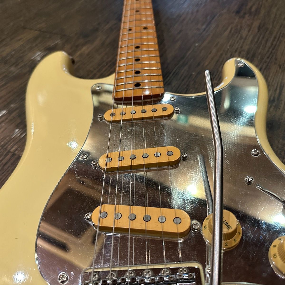 Fernandes FST-70 Made in Japan Electric Guitar エレキギター