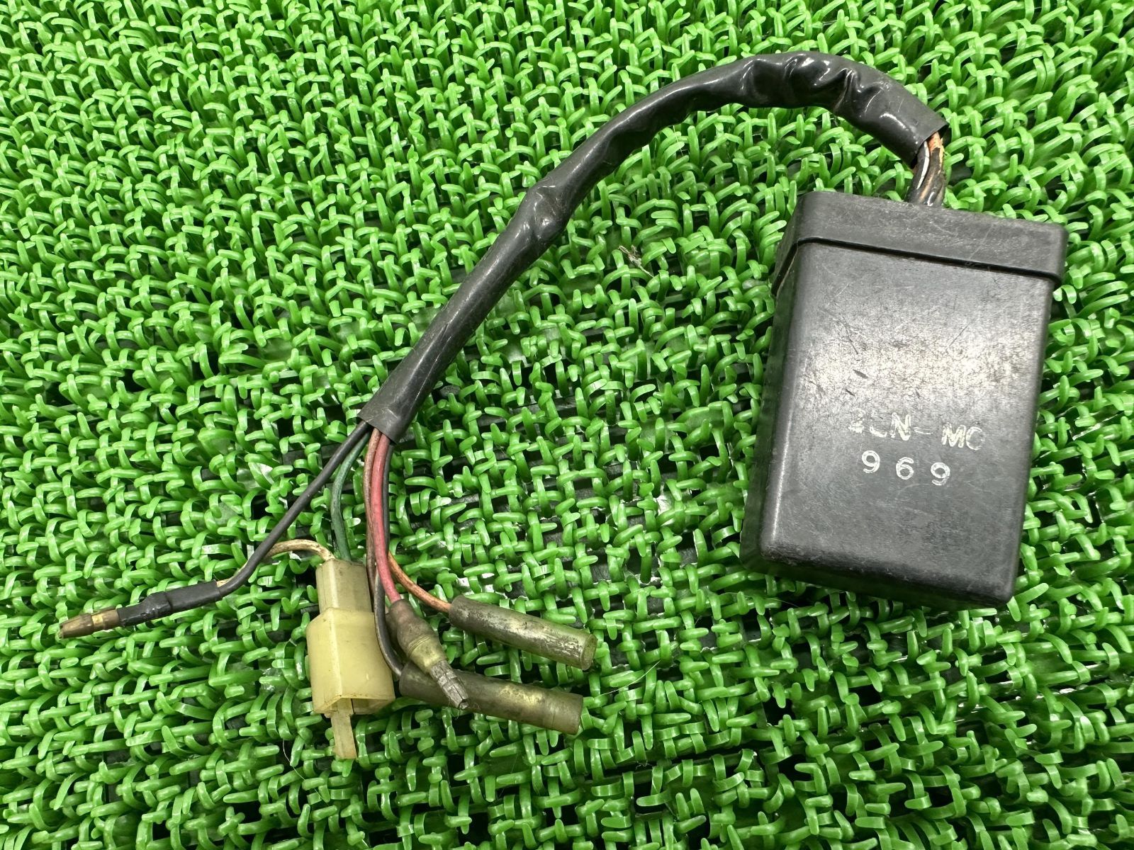 セロー225 イグナイター ヤマハ 純正 中古 バイク 部品 1KH SEROW225 CDI スパークユニット 機能的問題なし 車検 Genuine