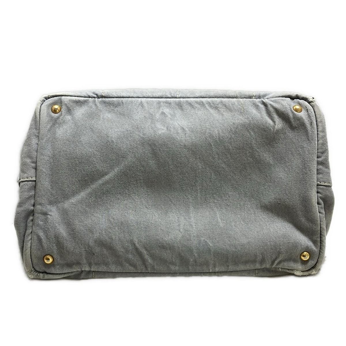 PRADA ライトグレーレザーポーチ prada ポーチ ライト グレーの