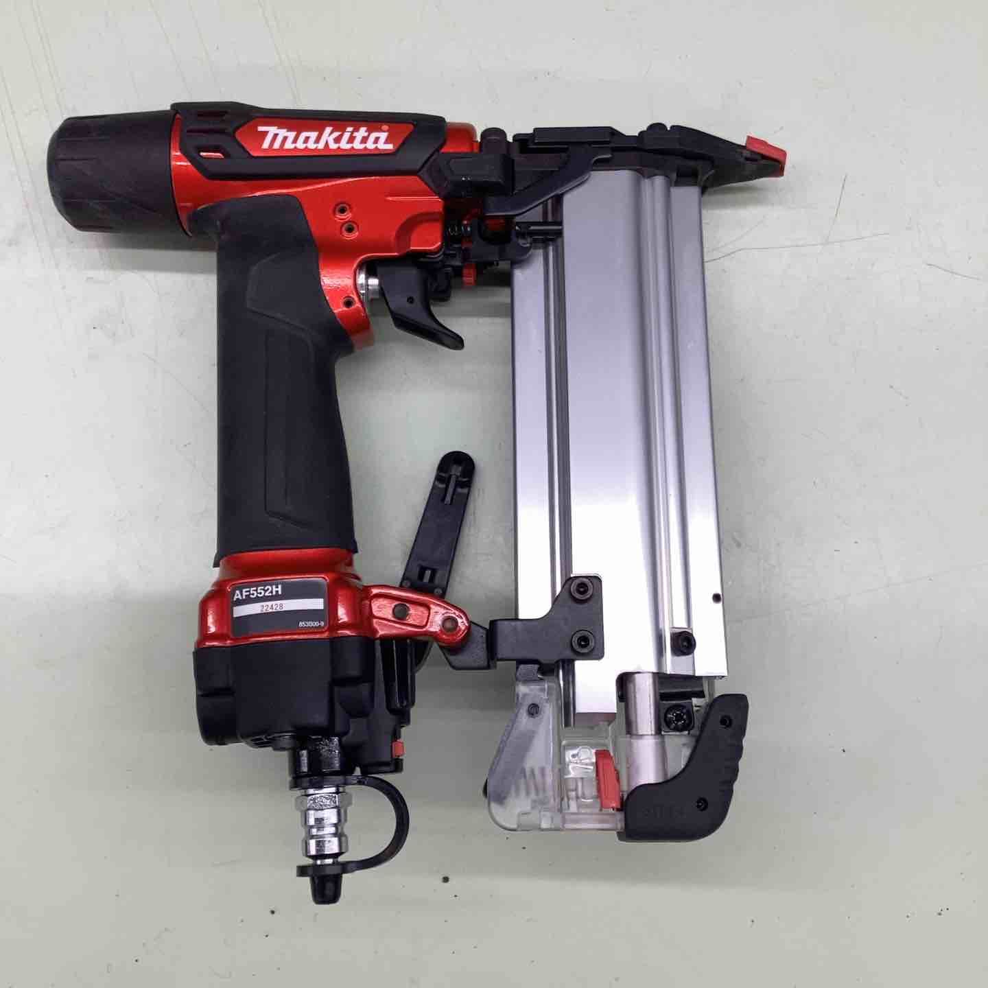 ☆マキタ(makita) 高圧フィニッシュネイラ AF552H【越谷店】 - メルカリ