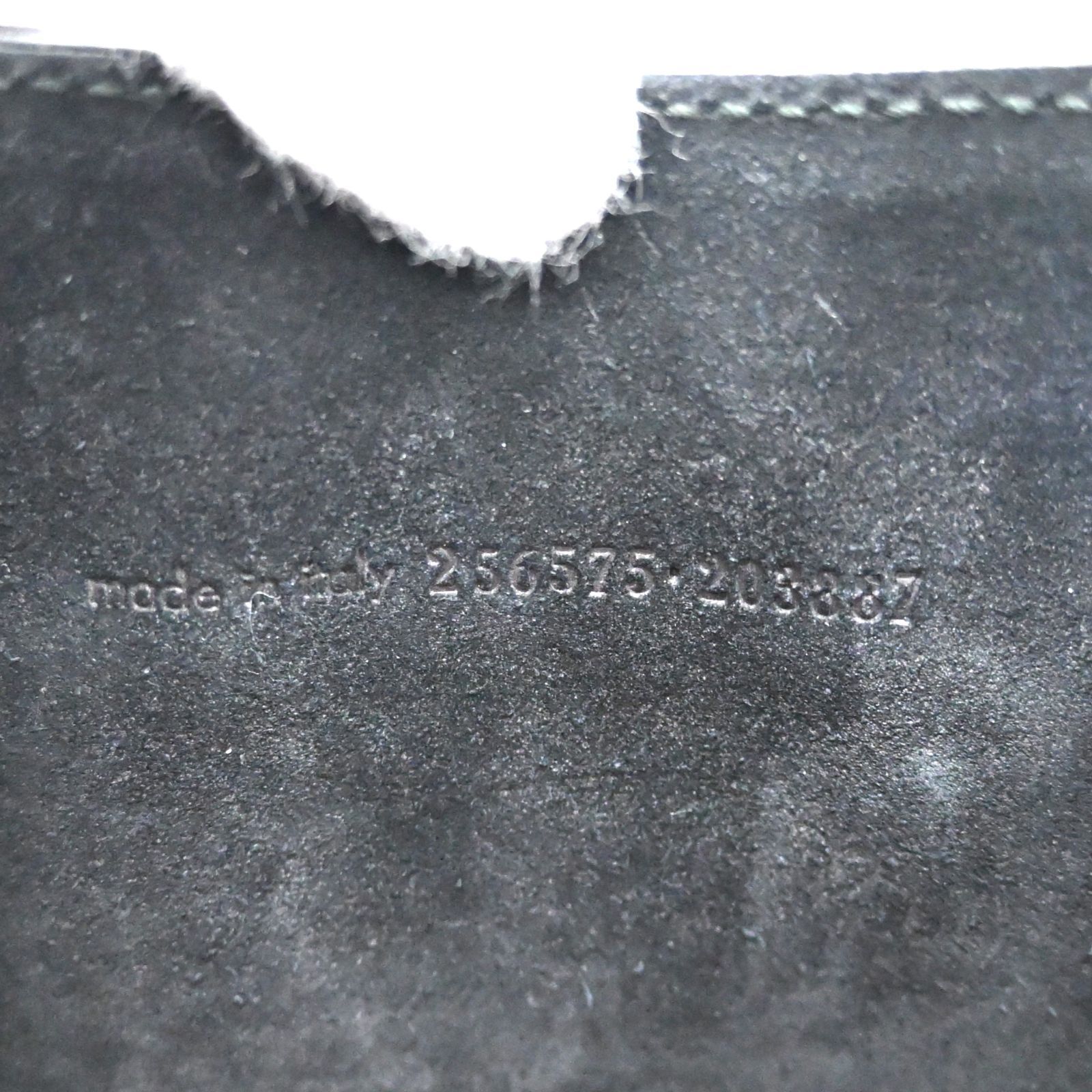 グッチ タブレット