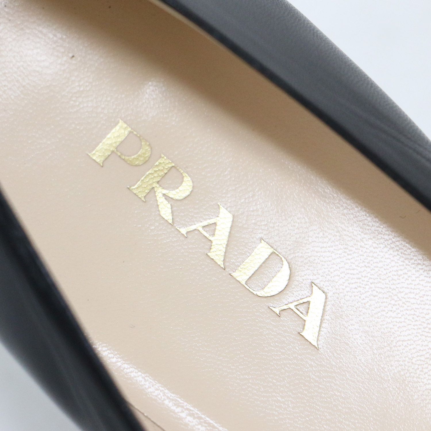 PRADA プラダ パンプス ブラック 黒 サイズ:38 1/2 25.5cm