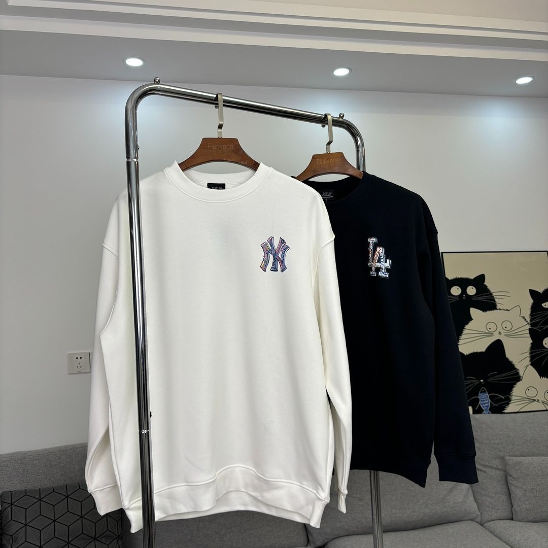 MLB 24ss 中綿入り厚手クルーネックスウェットシャツ