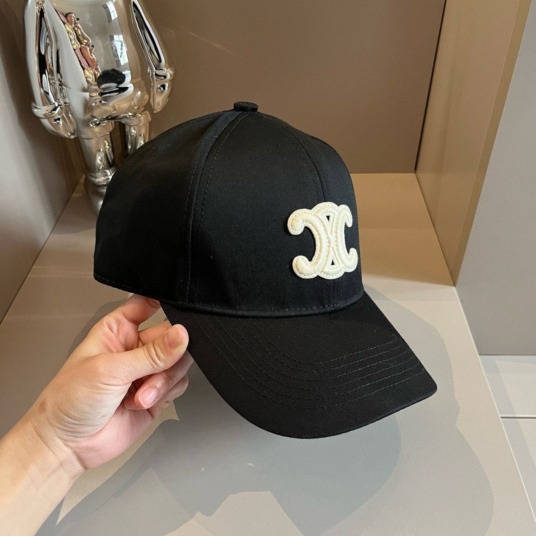 S*o様 CELINE セリーヌ　ブラック ベースボールキャップ　帽子 セリーヌ CELINE ベースボールキャップ ブラック M 新品未使用