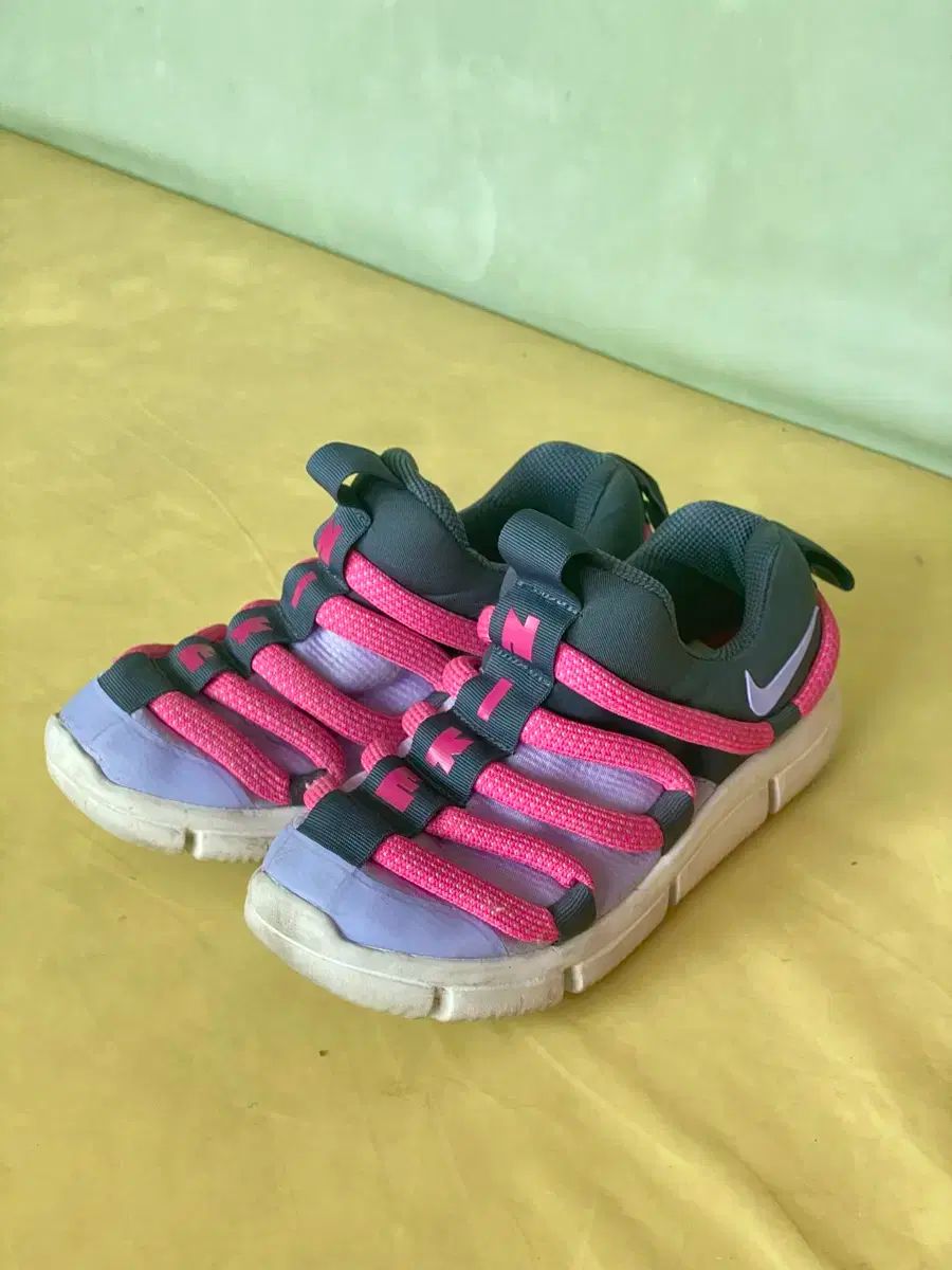 NIKE(ナイキ) nobis(ノビス) キッズ 200